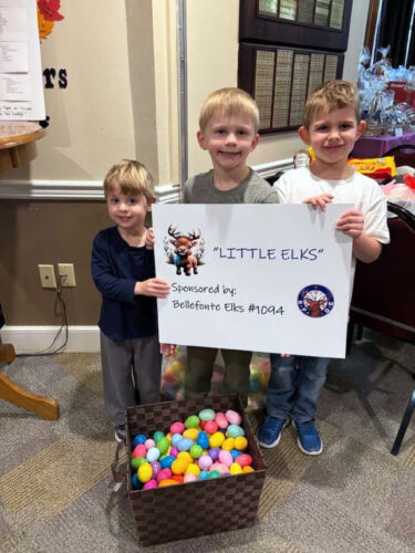 Little Elks help prepare for Easter Egg Hunt